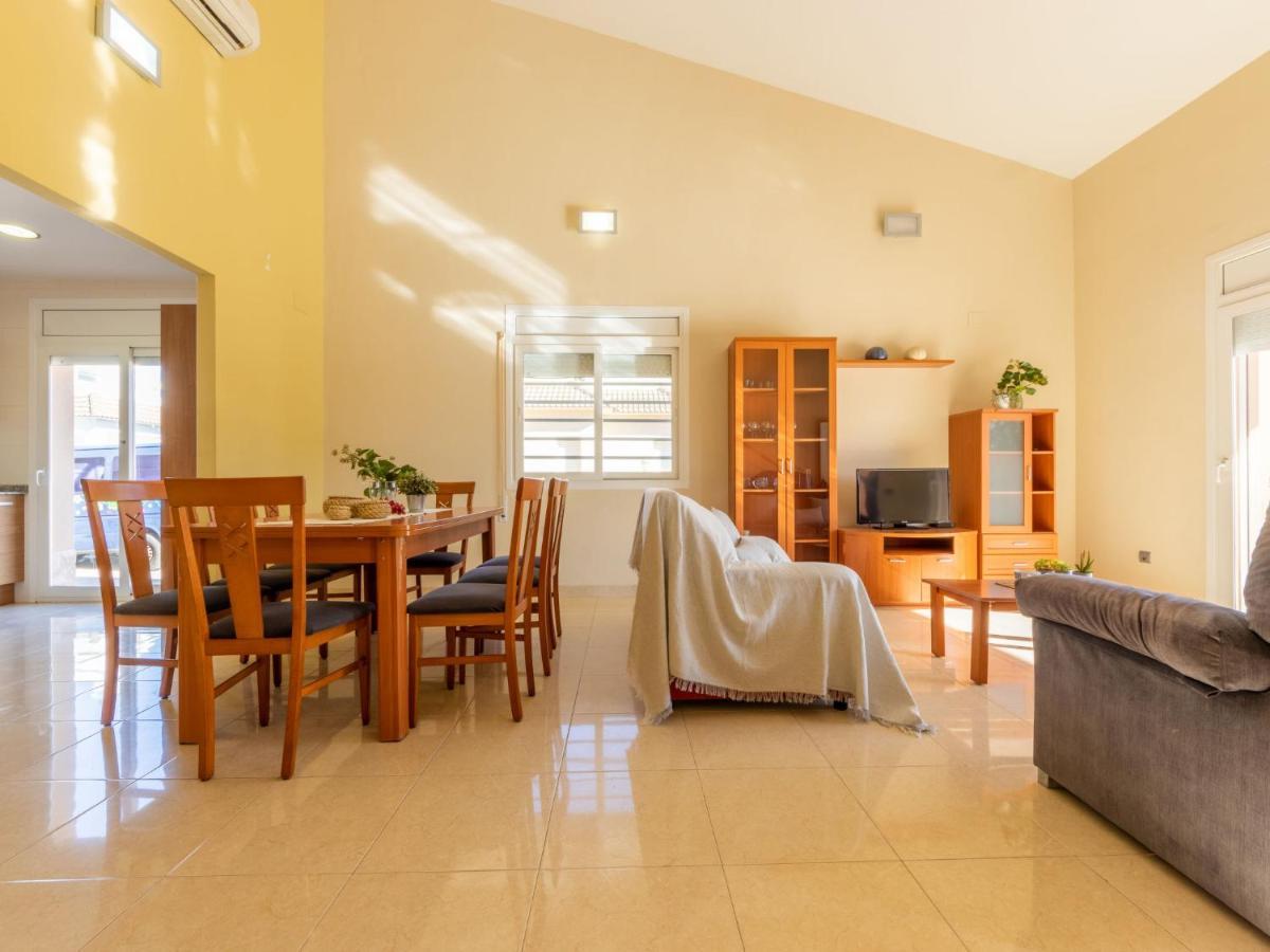 Holiday Home Hector By Interhome ริวมาร์ ภายนอก รูปภาพ